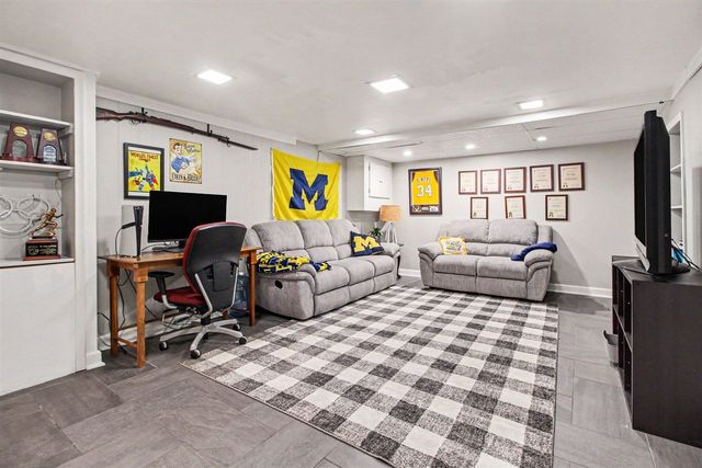 1607 Anderson Avenue, Ann Arbor, MI 48104