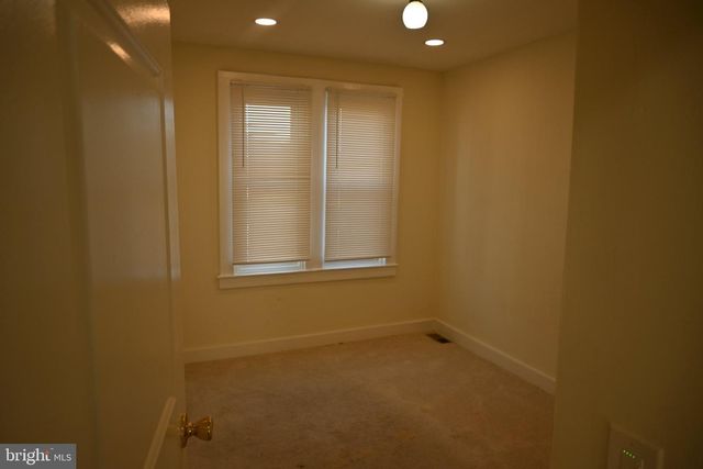 3613 GREENMOUNT AVE, Baltimore, MD 21218