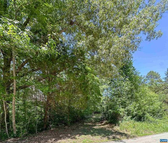 3337 CEDAR HILL RD, Mineral, VA 23117