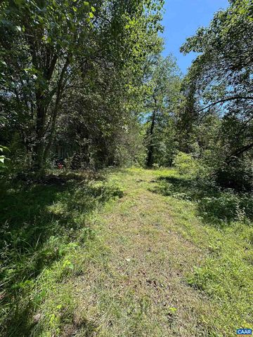 3337 CEDAR HILL RD, Mineral, VA 23117