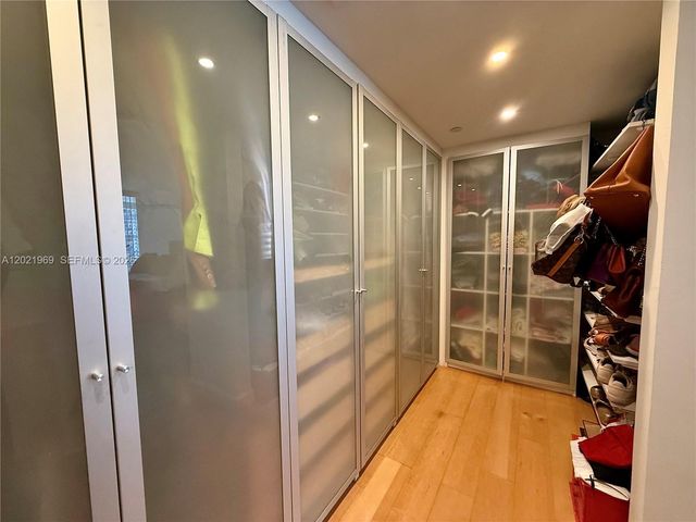 2025 Brickell Ave 2002, Miami, FL 33129