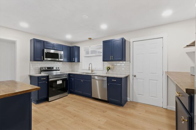 326 Merideth Circle, Spartanburg, SC 29306