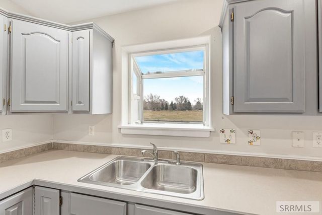 650 Pendlebury Lane, Blackfoot, ID 83221