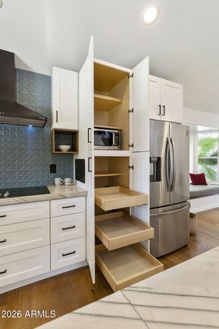 760 N PINEVIEW Drive, Chandler, AZ 85226