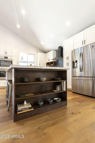 760 N PINEVIEW Drive, Chandler, AZ 85226