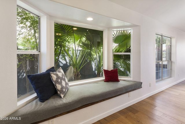 760 N PINEVIEW Drive, Chandler, AZ 85226