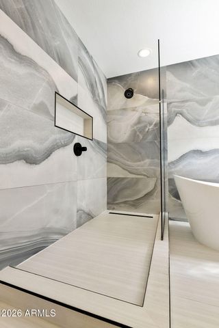 760 N PINEVIEW Drive, Chandler, AZ 85226