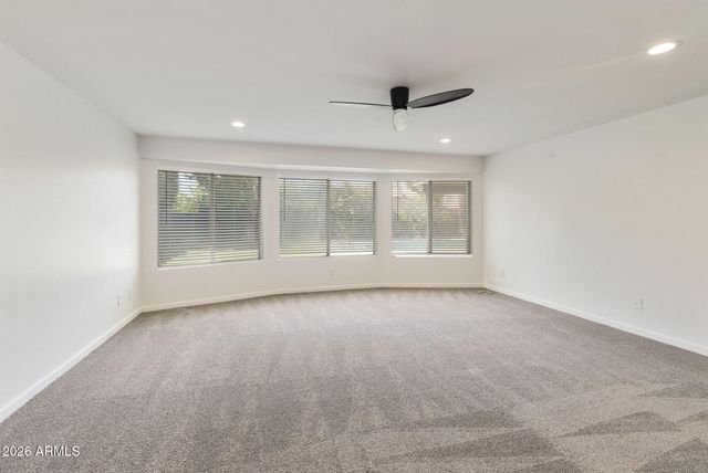 760 N PINEVIEW Drive, Chandler, AZ 85226