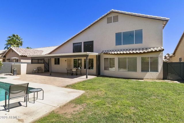 760 N PINEVIEW Drive, Chandler, AZ 85226