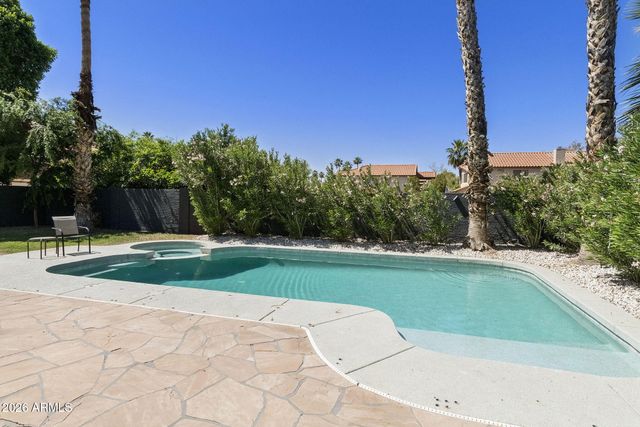 760 N PINEVIEW Drive, Chandler, AZ 85226