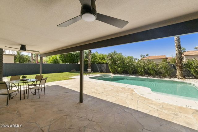 760 N PINEVIEW Drive, Chandler, AZ 85226
