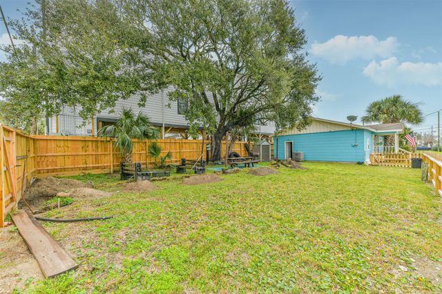 728 7th Street, Galveston, TX 77550