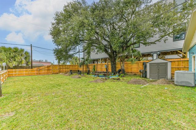 728 7th Street, Galveston, TX 77550