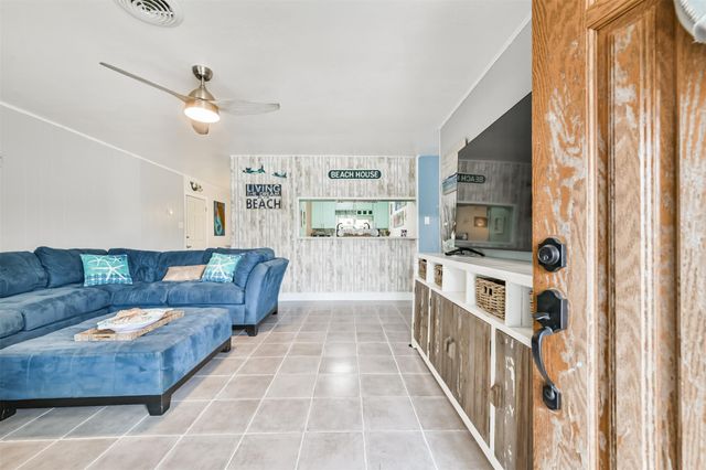 728 7th Street, Galveston, TX 77550