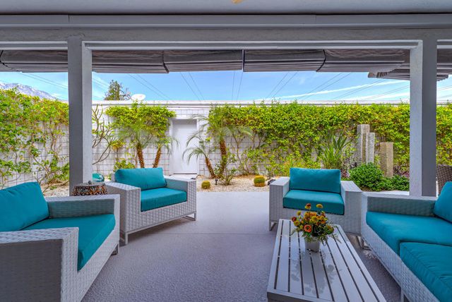 477 Desert Lakes Drive, Palm Springs, CA 92264