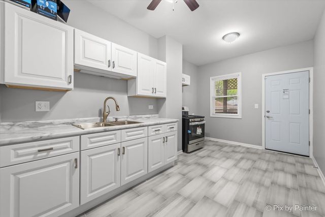 6802 S Champlain Avenue, Chicago, IL 60637