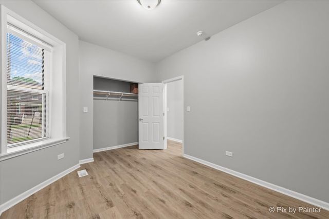 6802 S Champlain Avenue, Chicago, IL 60637