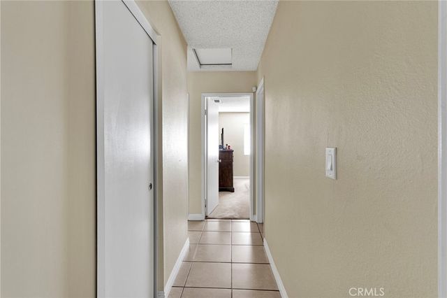 9055 Elm Avenue, Fontana, CA 92335