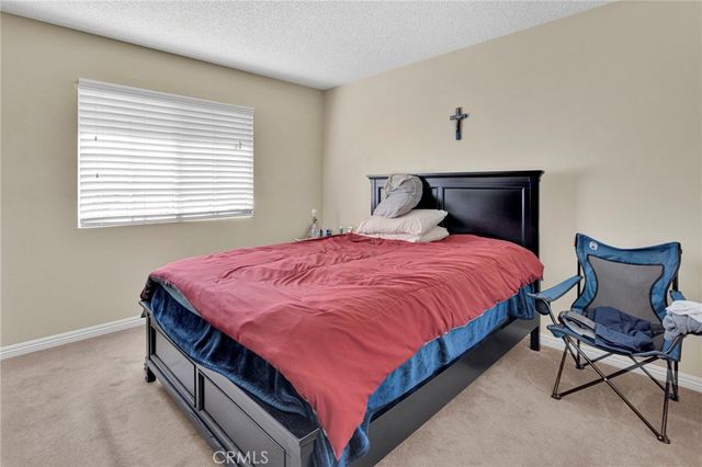 9055 Elm Avenue, Fontana, CA 92335