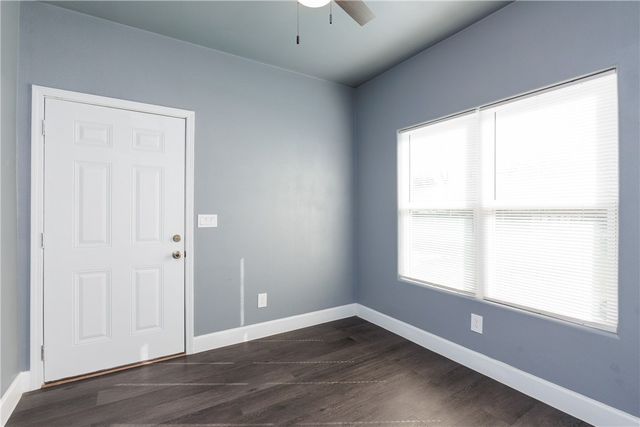 2407 Mary St, Corpus Christi, TX 78405