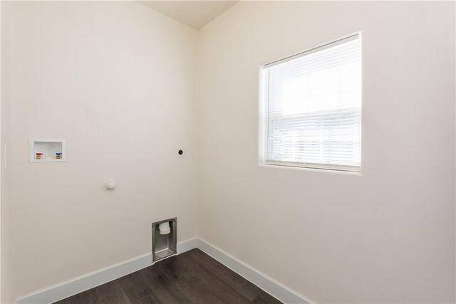 2407 Mary St, Corpus Christi, TX 78405