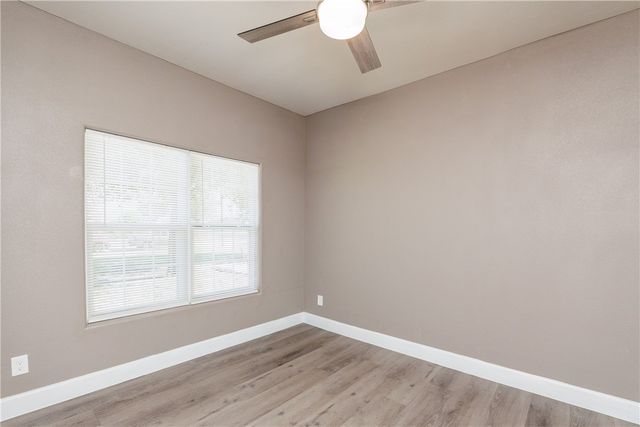 2407 Mary St, Corpus Christi, TX 78405