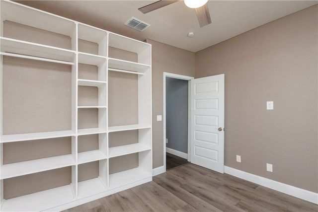 2407 Mary St, Corpus Christi, TX 78405