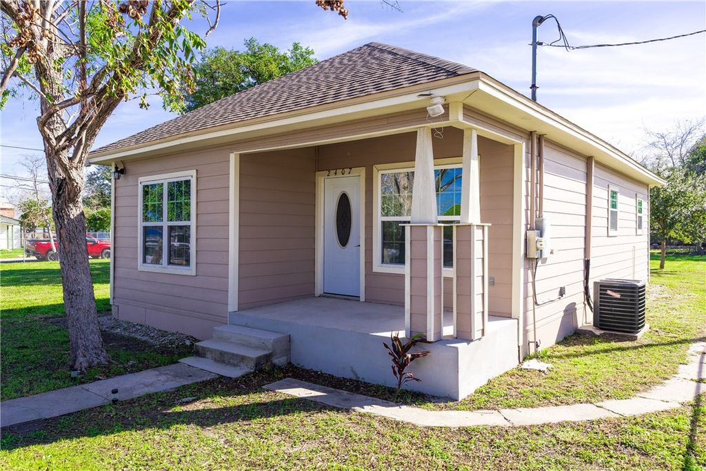 2407 Mary St, Corpus Christi, TX 78405