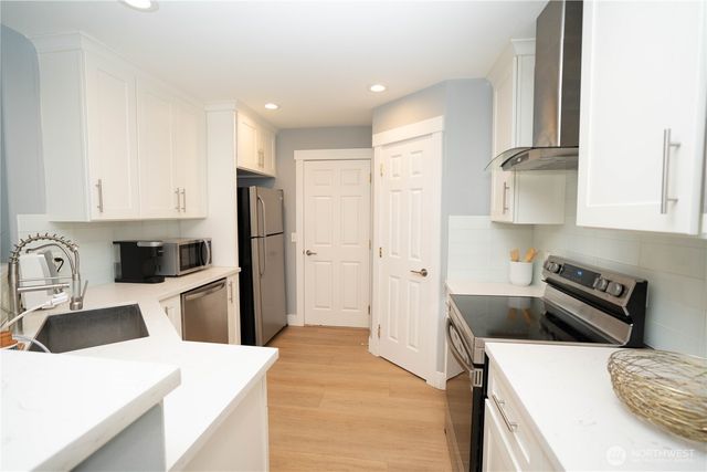 4815 NE 5th Street, Renton, WA 98059