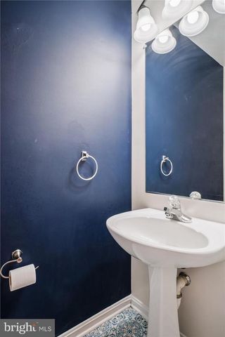 6405 CASTLEFIN WAY, Alexandria, VA 22315