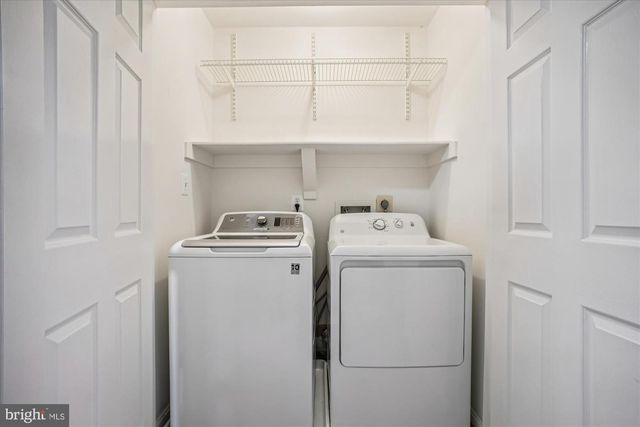 6405 CASTLEFIN WAY, Alexandria, VA 22315