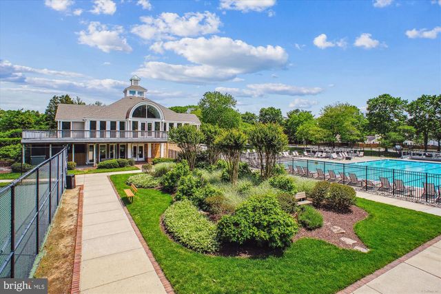 6405 CASTLEFIN WAY, Alexandria, VA 22315