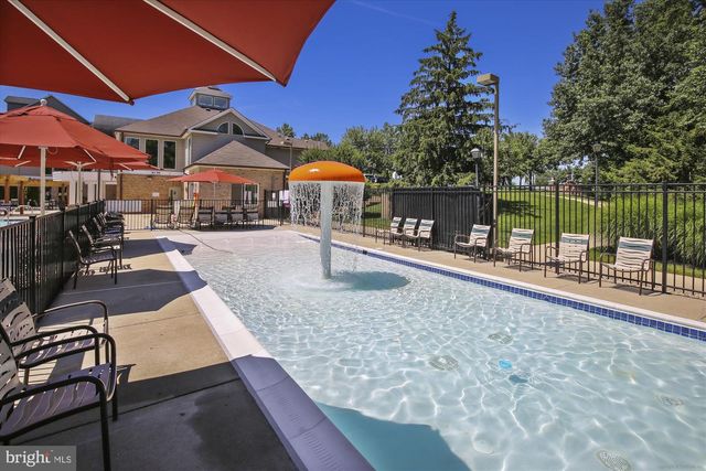 6405 CASTLEFIN WAY, Alexandria, VA 22315