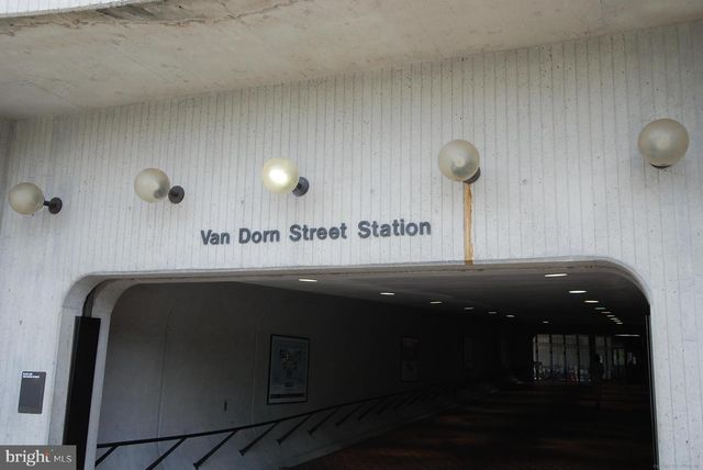 6405 CASTLEFIN WAY, Alexandria, VA 22315