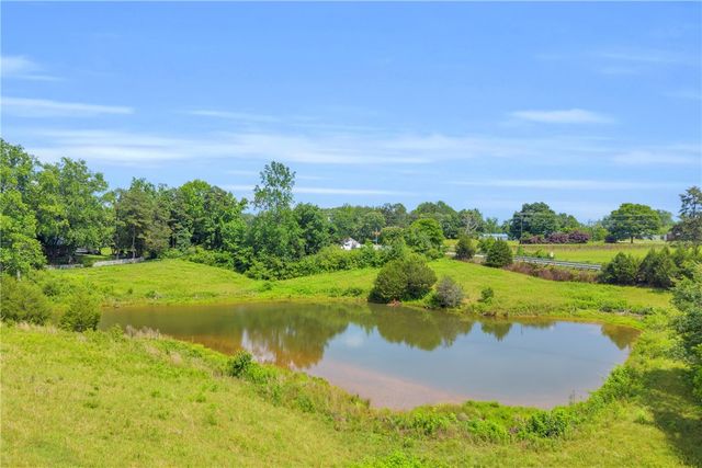 23.64 Acres Burnt Tanyard and Pickens Highway, West Union, SC 29696