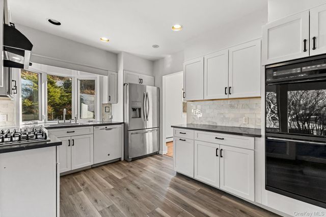 45 Pamela Lane, Valhalla, NY 10595