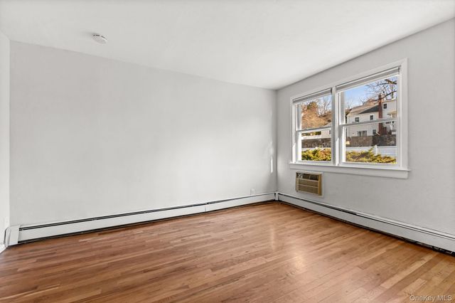 45 Pamela Lane, Valhalla, NY 10595