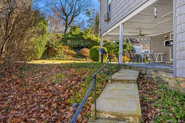 45 Pamela Lane, Valhalla, NY 10595