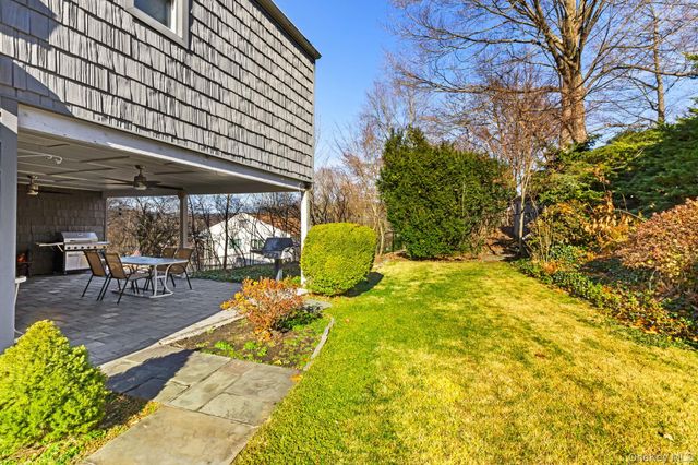 45 Pamela Lane, Valhalla, NY 10595