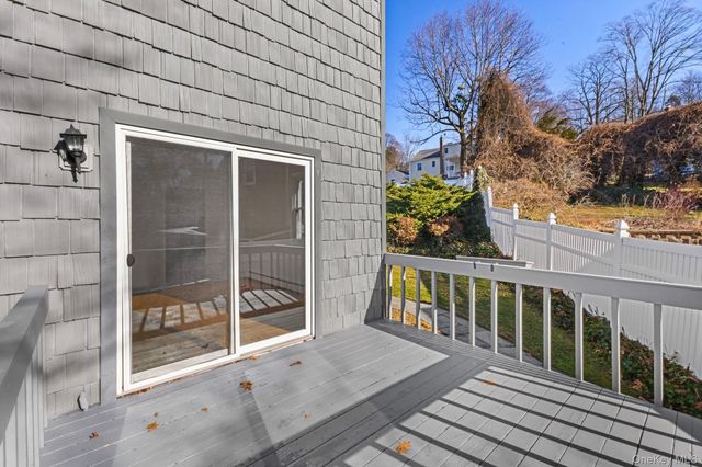 45 Pamela Lane, Valhalla, NY 10595