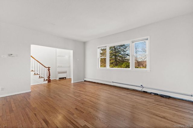 45 Pamela Lane, Valhalla, NY 10595