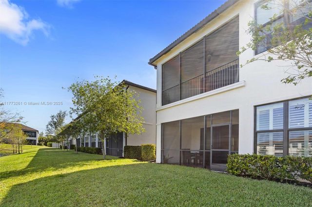 21824 Canadensis Cir 102, Boca Raton, FL 33428