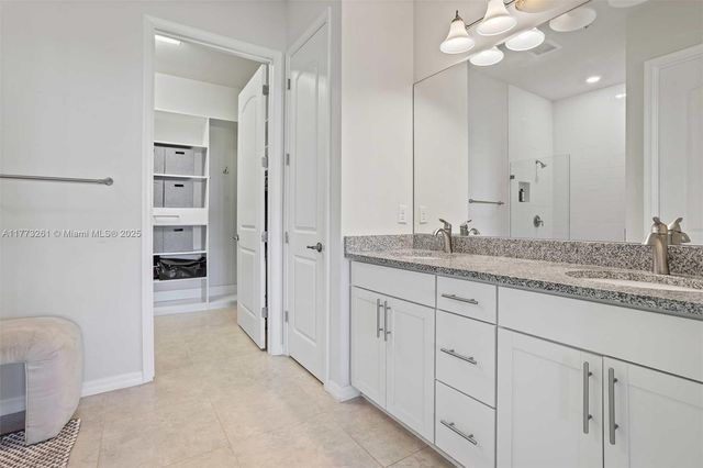 21824 Canadensis Cir 102, Boca Raton, FL 33428