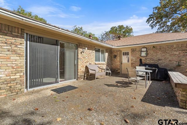 809 Jeffrey Drive, Tyler, TX 75703