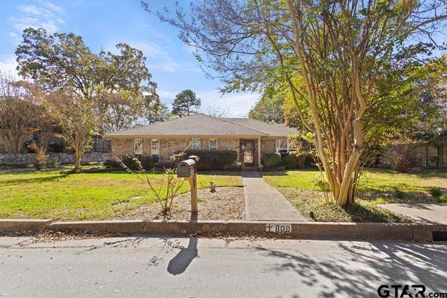 809 Jeffrey Drive, Tyler, TX 75703