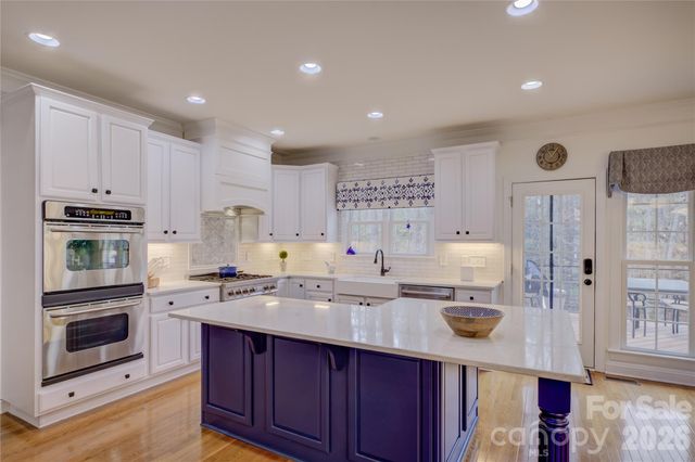 16607 Ruby Hill Place, Charlotte, NC 28278