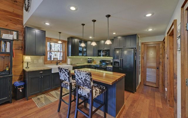 483 Vineyard Creek Way, Murphy, NC 28906