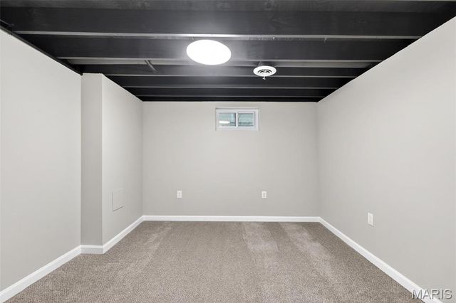 925 Dewayne Drive, Florissant, MO 63031