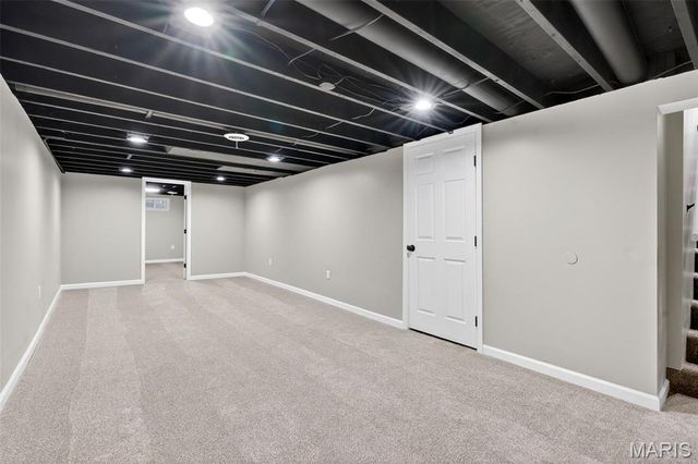 925 Dewayne Drive, Florissant, MO 63031