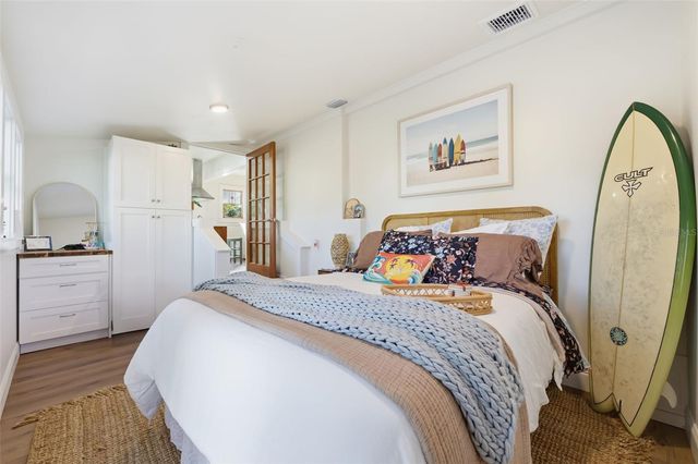 400 4TH AVENUE NW, Largo, FL 33770